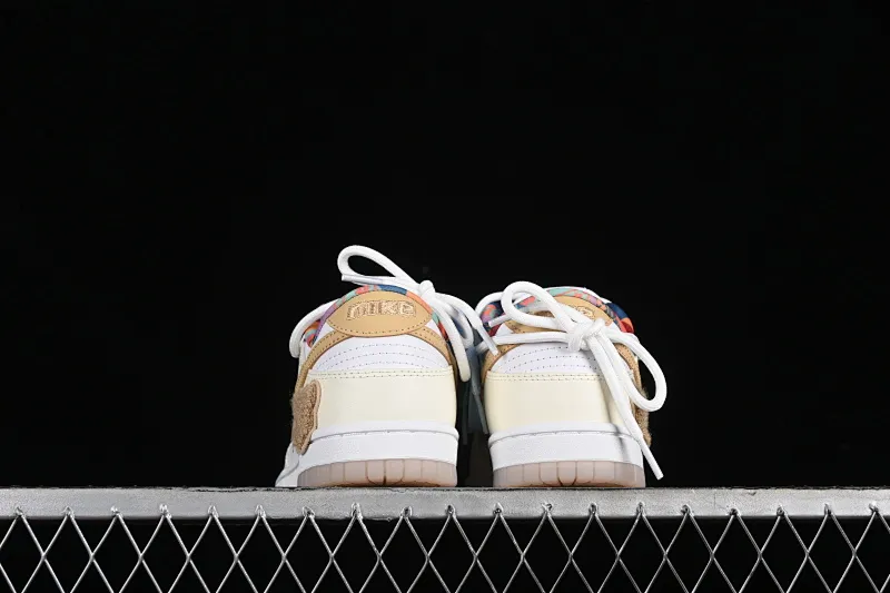 All categories Nk SB Dunk series Nk SB Dunk Low low-top sneakers Nk Dunk Low Cake Bear Jiuqi white and yellow low-top casual sneakers FN8913-141